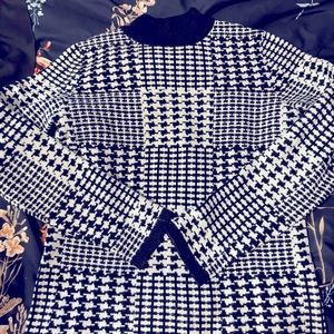 Joseph A black & white houndstooth sweater